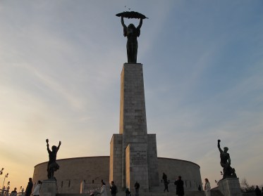 Macaristan_BudapesteGellertAniti