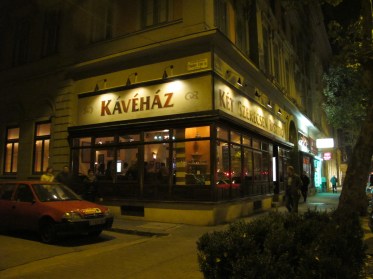 Macaristan_BudapesteKetszerecsen