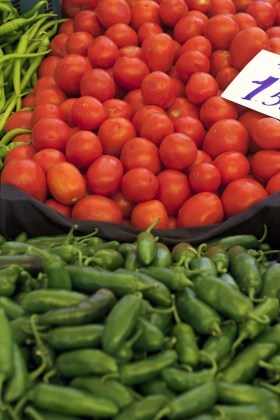 DomatesKonserve_PazarYeri