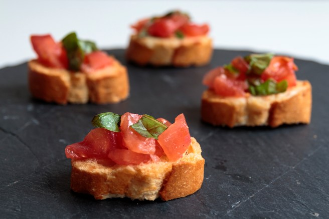 20180220_ZE_Domatesli-FeslegenliKanepe